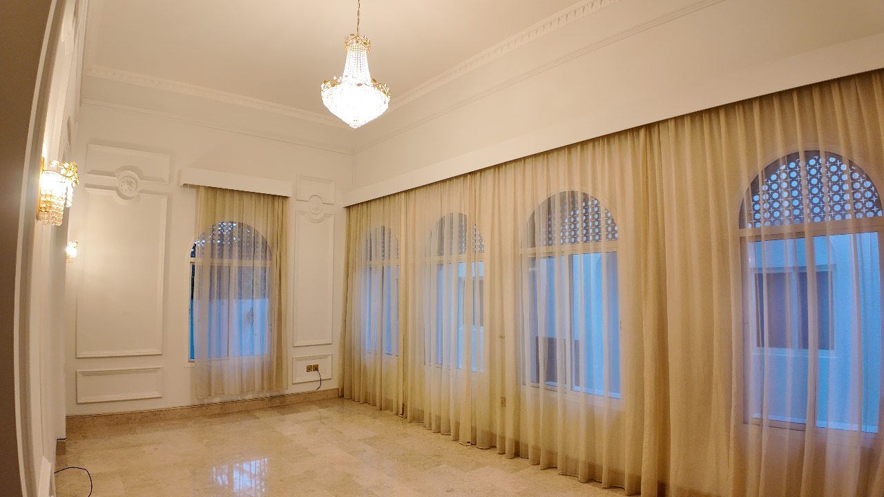 Luxury Villa — Shatti Al Qurum — photo 3