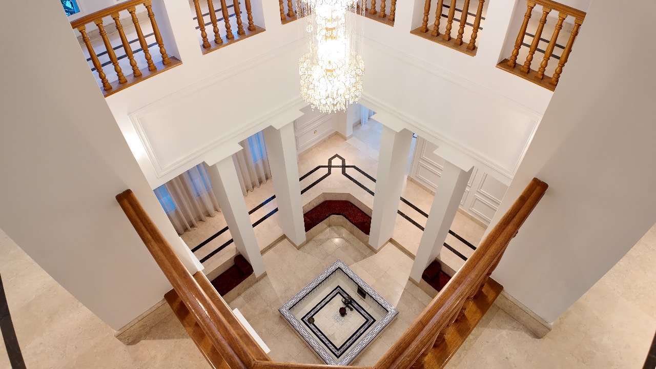 Luxury Villa — Shatti Al Qurum — photo 8